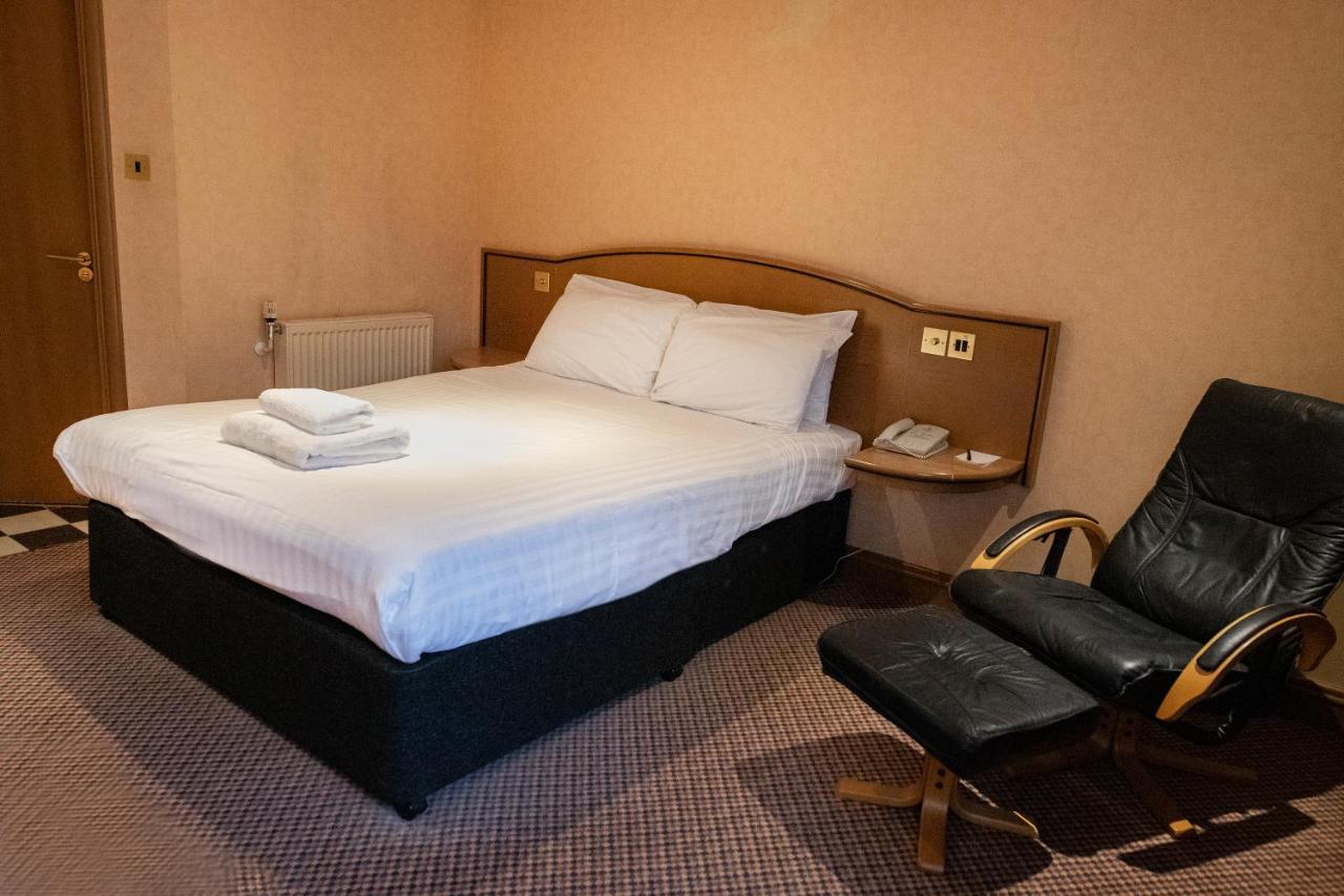 Hotel Ramada Birmingham/Sutton Coldfield Extérieur photo